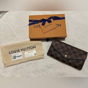 **SOLD** BRAND NEW Authentic Louis Vuitton Sarah Wallet